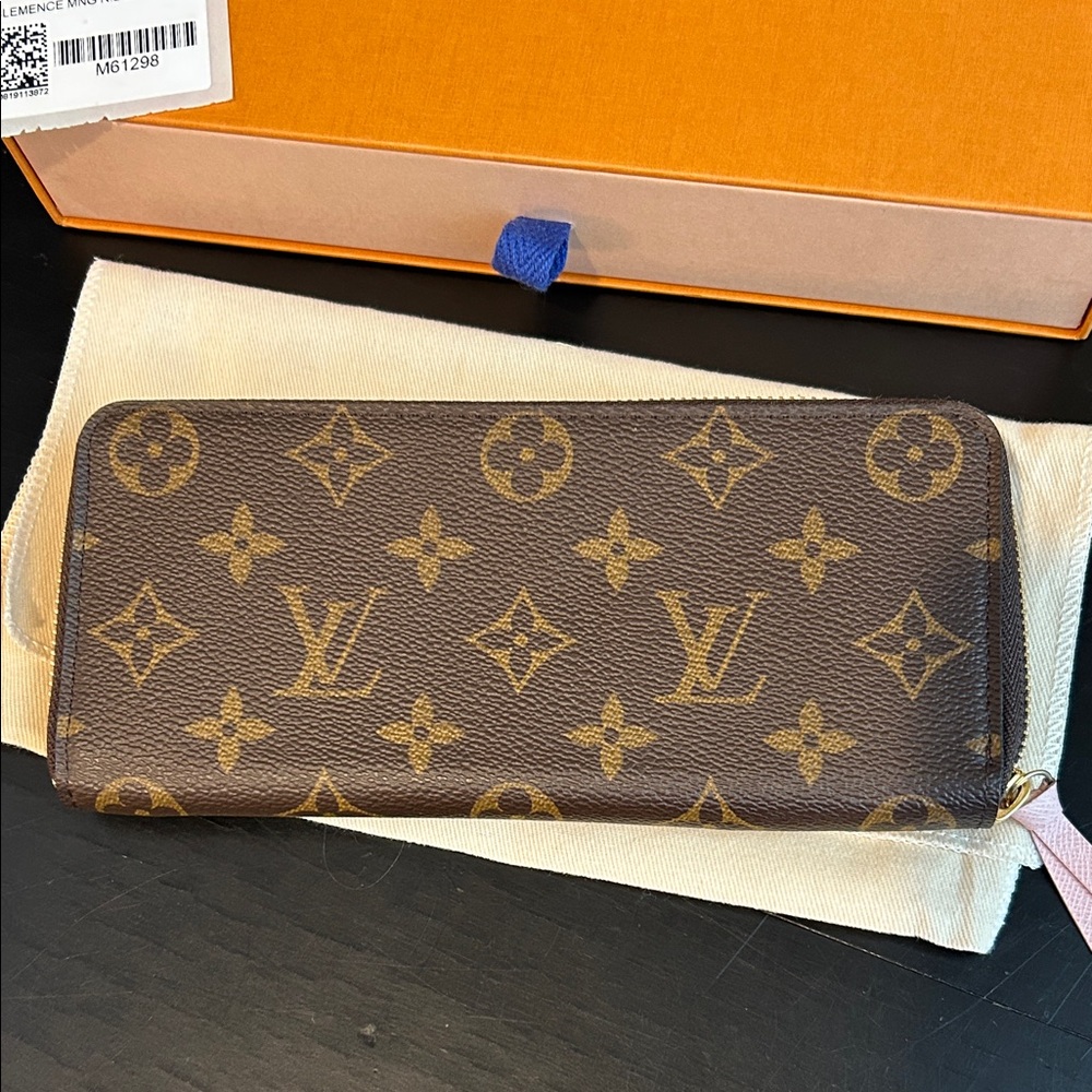 Louis Vuitton Monogram Canvas Wallet in Brown and Gold